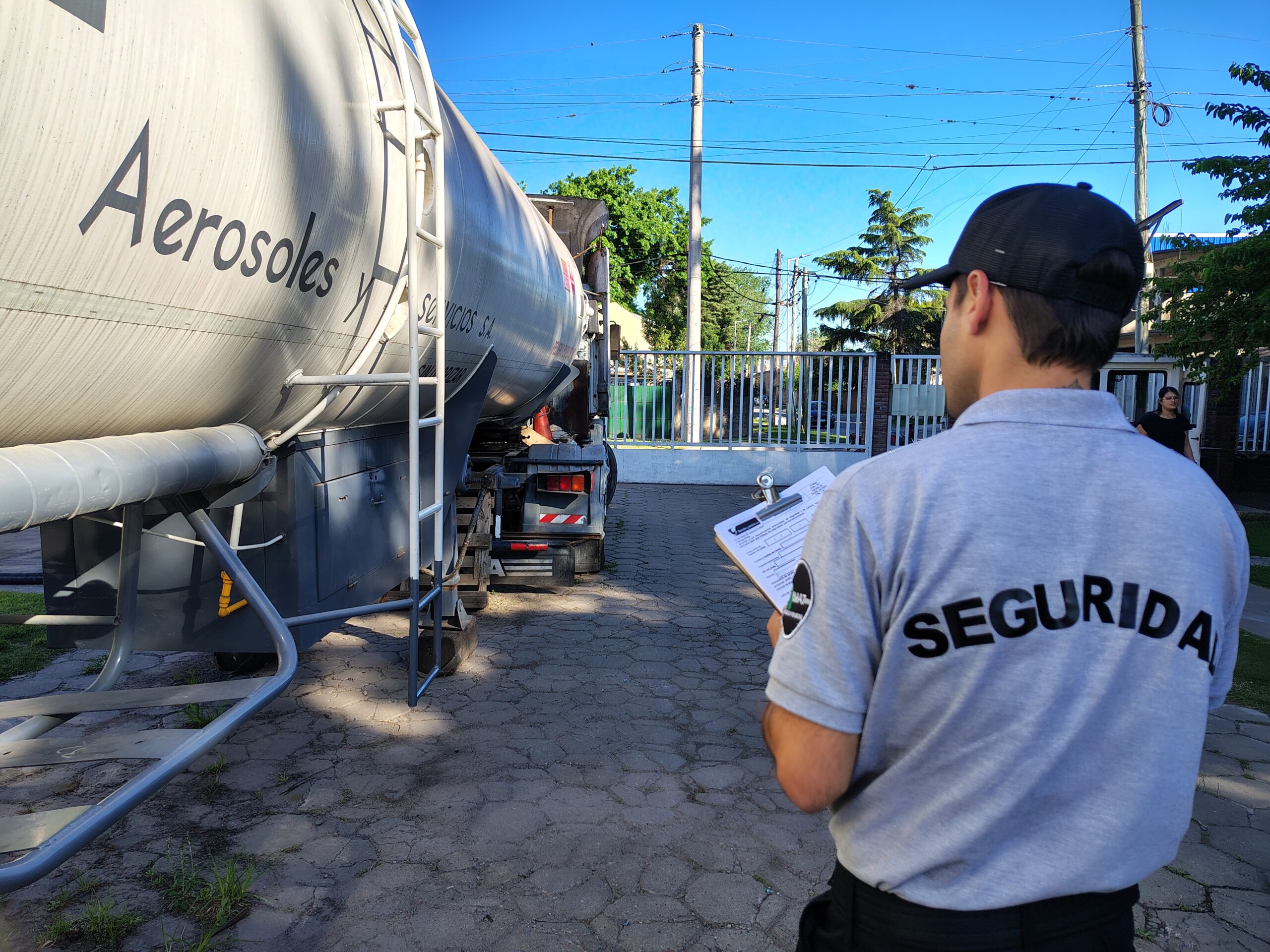 Lee más sobre el artículo Seguridad privada en Pilar: Alvaro Castro Burgueño explica por qué se convirtió en industria propia